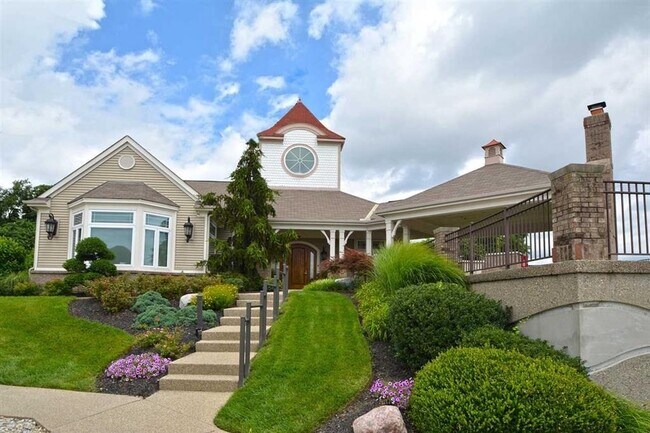 Foto del edificio - 344 Eastview Ct
