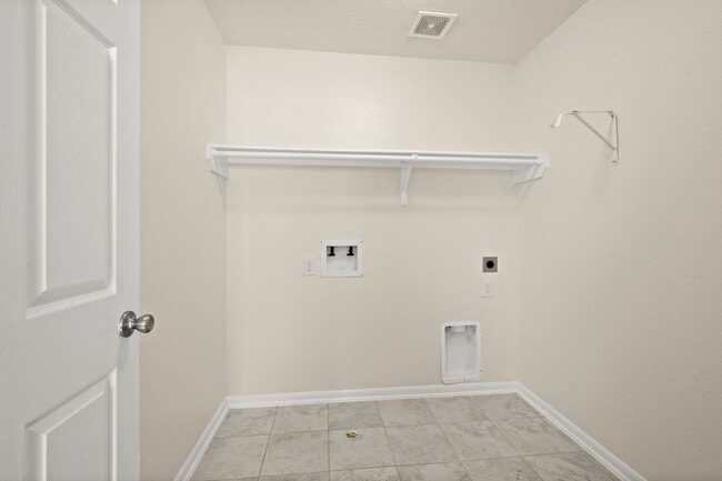 Building Photo - 11606 Gray Alder Dr