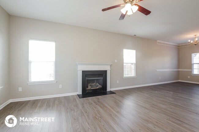 Foto del edificio - 9515 Currier Rd