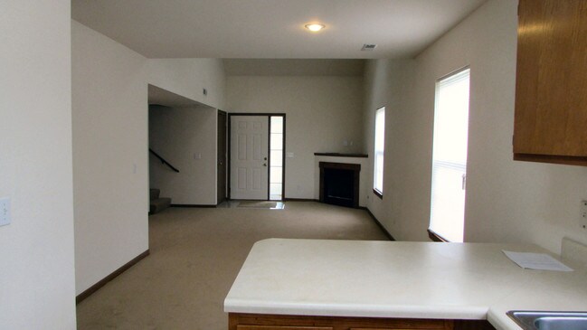 Building Photo - 1622 Hershey Ct