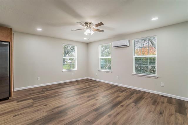 Foto del edificio - 4901 Curzon Ave