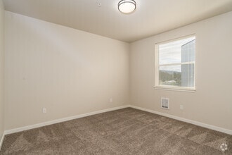 2BR, 2BA - 1030SF - Millworx