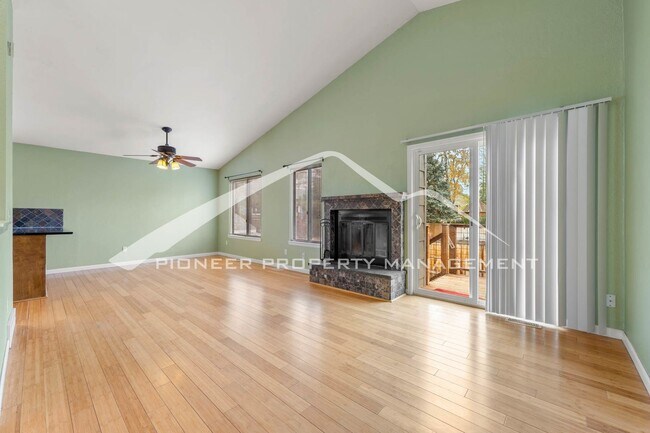 Building Photo - Inviting Split Level home with Stainless S...