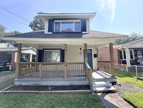 Building Photo - 1029 Willingham St