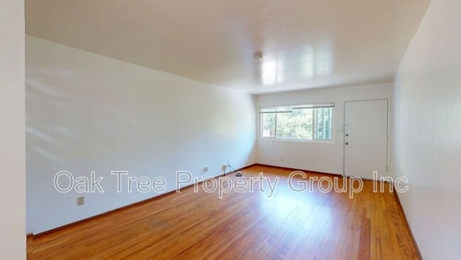Building Photo - 2429-2429 Humboldt Ave
