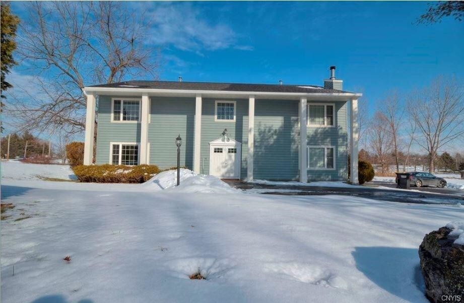 Foto principal - 4201 Fairway Dr E