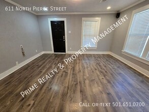Building Photo - 611 N Pierce St