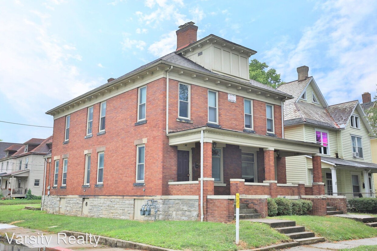 3 br, 2 bath House - 43 E. Blake Avenue Photo