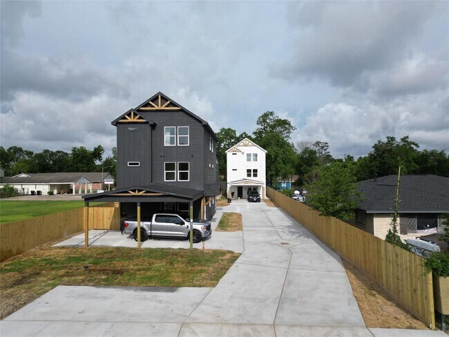 Foto del edificio - 8605 Wileyvale Rd