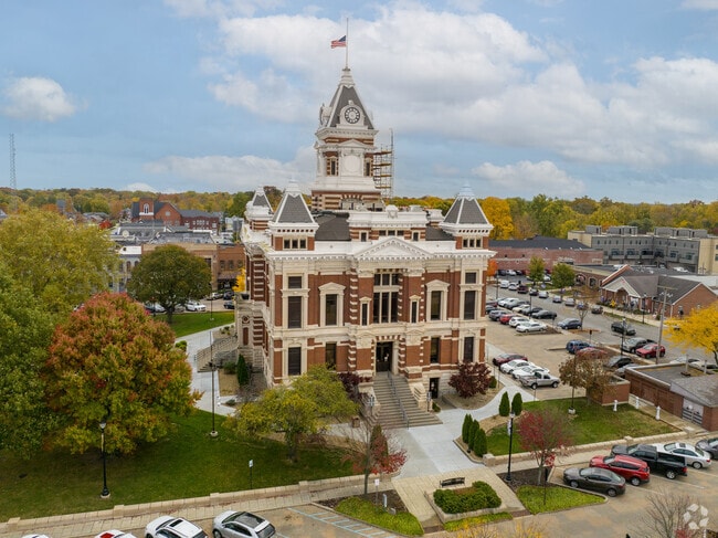 A breathtaking view of Franklin's county courthouse.