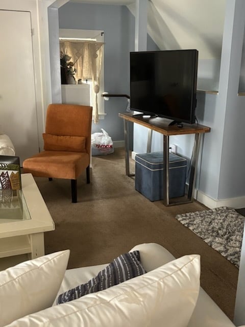 Building Photo - 285 Main St