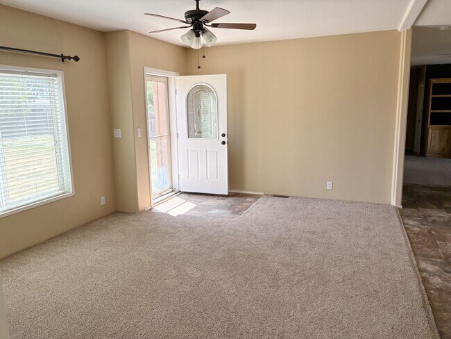 Foto del edificio - Beautiful 3 Bed, 2 Bath Home in Idaho Falls, Idaho!
