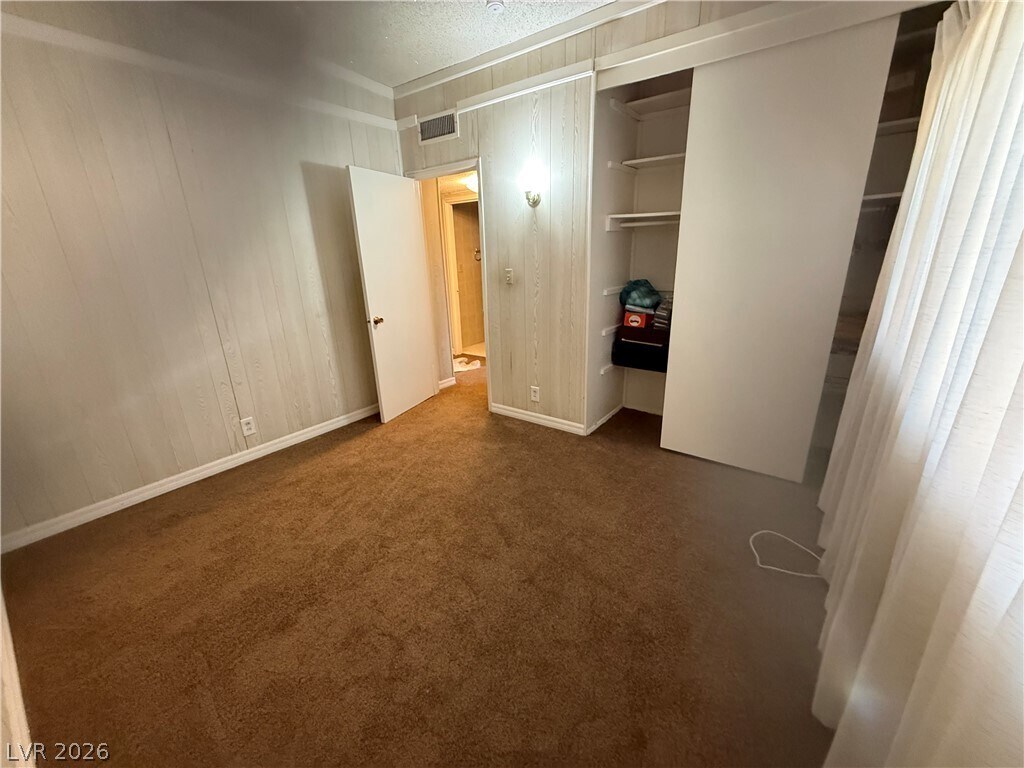 Foto del edificio - 2300 Pardee Pl