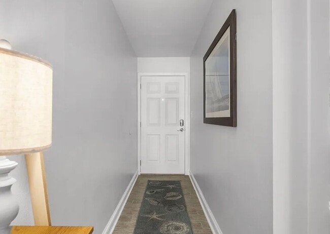 Building Photo - 485 Gulf Shore Dr