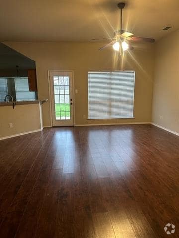 Building Photo - 9309 Chesapeake Ln