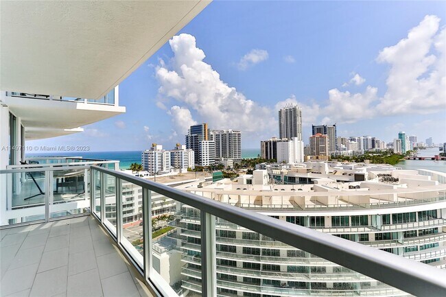 Foto del edificio - 6700 Indian Creek Dr