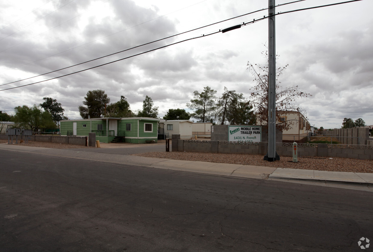Building Photo - Embers Mobile Home Trailer Park