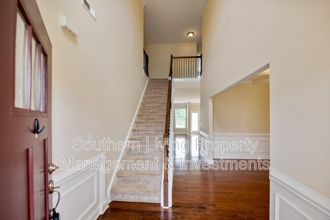 Foto del edificio - 9019 Inverness Bay Rd