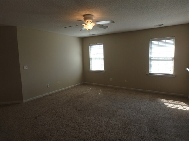 Foto del edificio - 1165 Amber Pines Dr