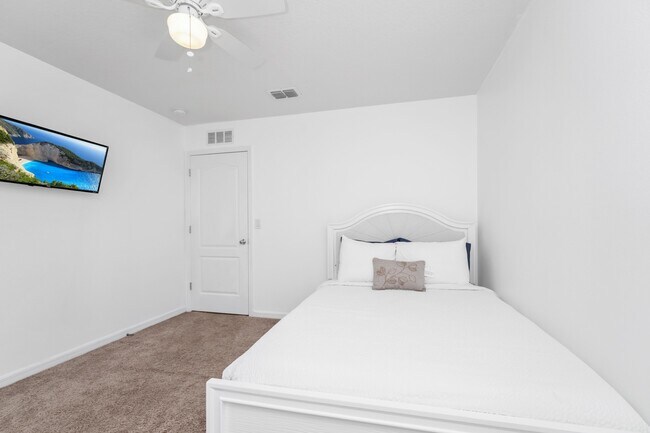 Foto del edificio - 3813 Broadlands Ln