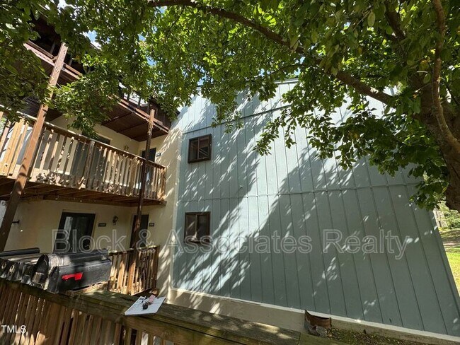 Foto del edificio - 5112 Flint Ridge Pl