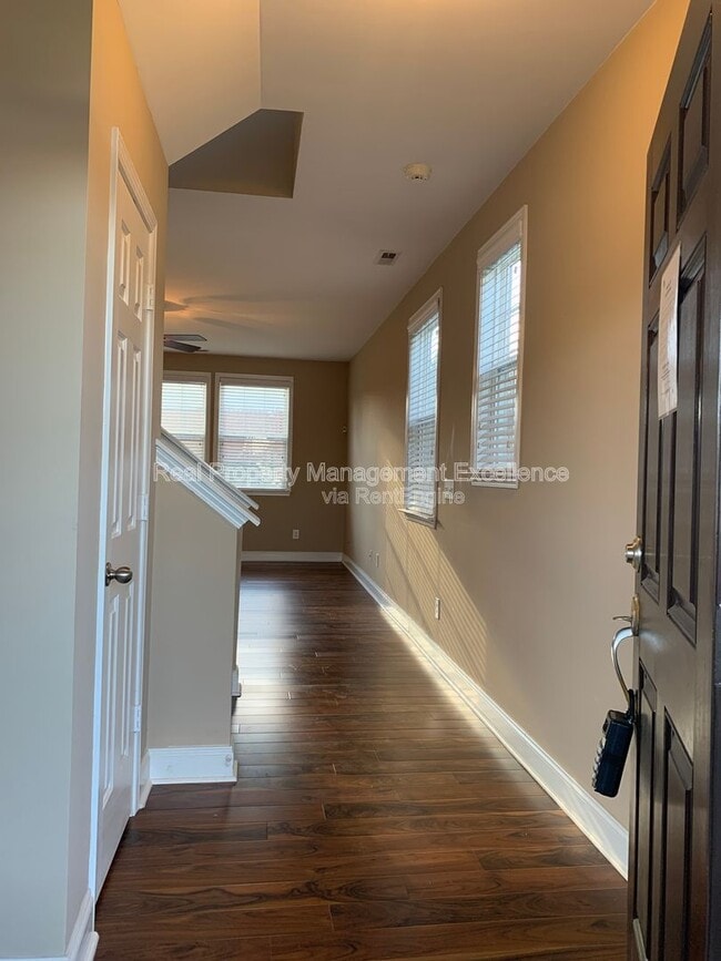 Building Photo - 3124 Mackinac Island Ln