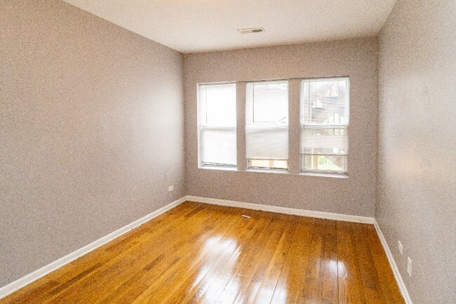 Foto del edificio - 6400 S Peoria St