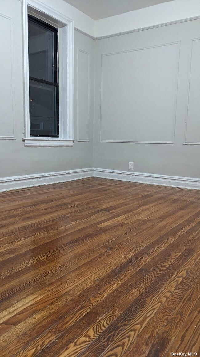 Building Photo - 119-02 91st Ave