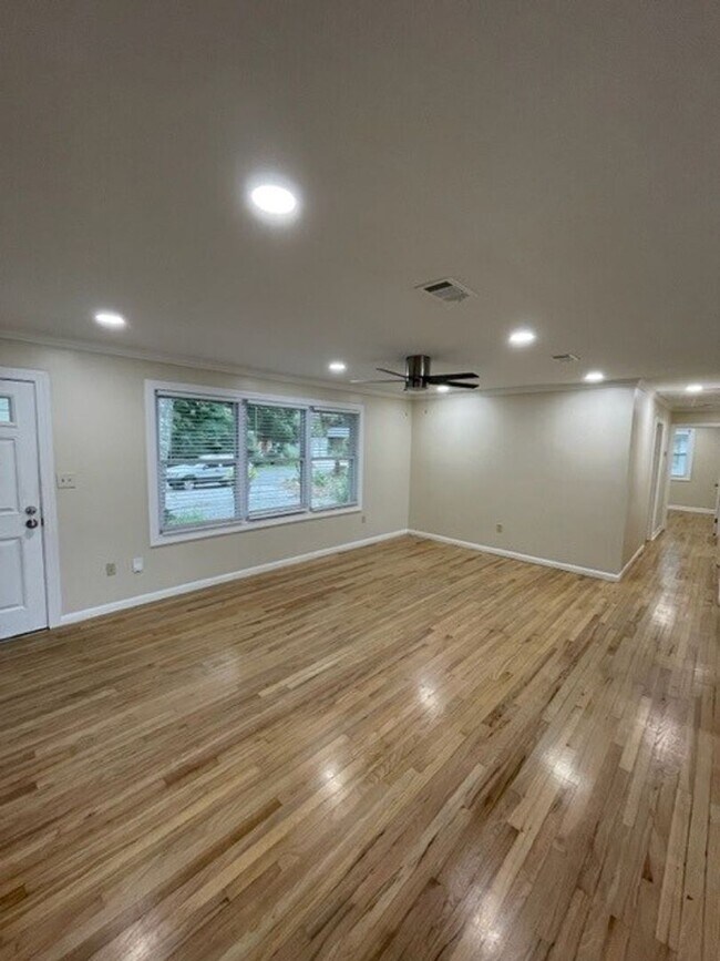 Foto del edificio - 3247 Willow Ave