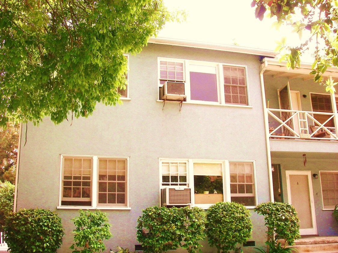 Primary Photo - 252 E California Blvd