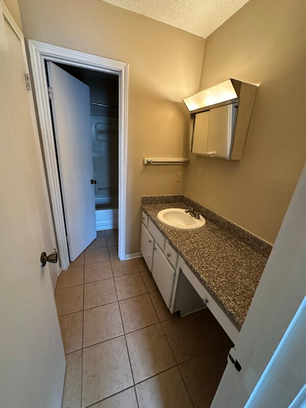 Foto del edificio - 222 Sandra Del Mar Dr