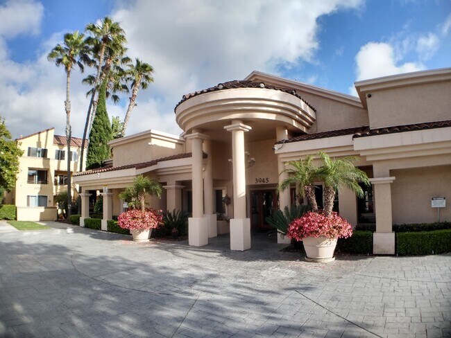 Club House - 3927 Nobel Dr