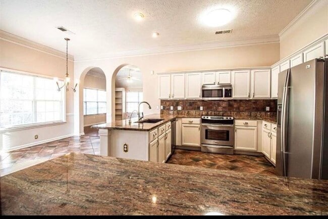 Foto del edificio - 126 Cottonwood Dr