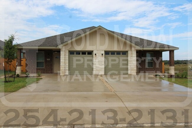 Building Photo - 5103-5105 Red Rose Crossing