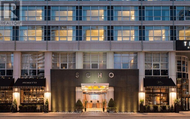 Photo du bâtiment - 36 Blue Jays Way