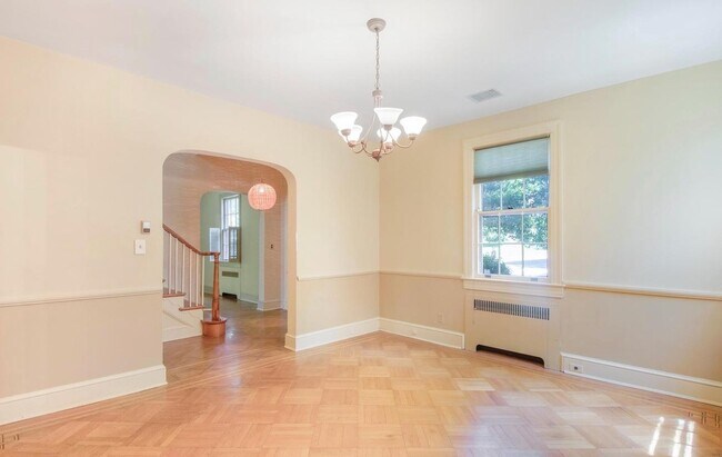 Foto del edificio - 5540 30th St NW