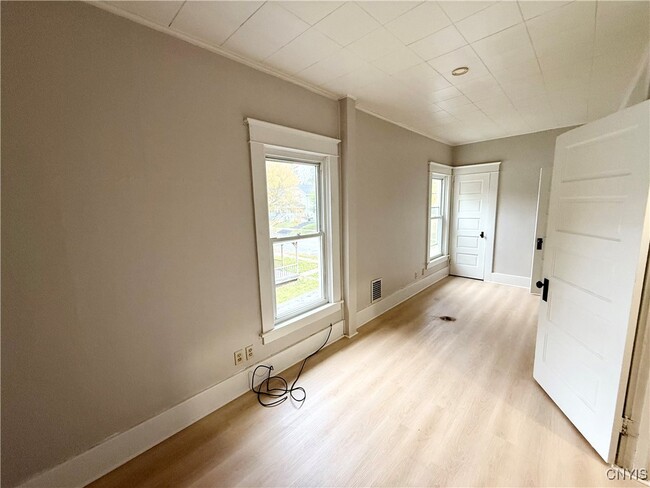 Foto del edificio - 440 S Hamilton St