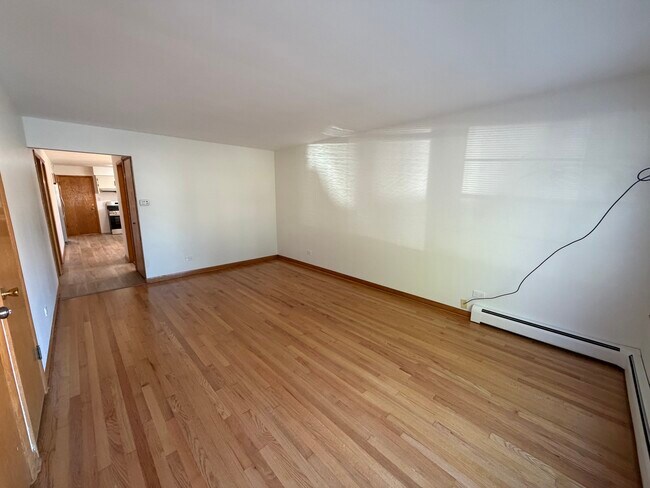 Foto del edificio - 4500 S Washtenaw Ave.