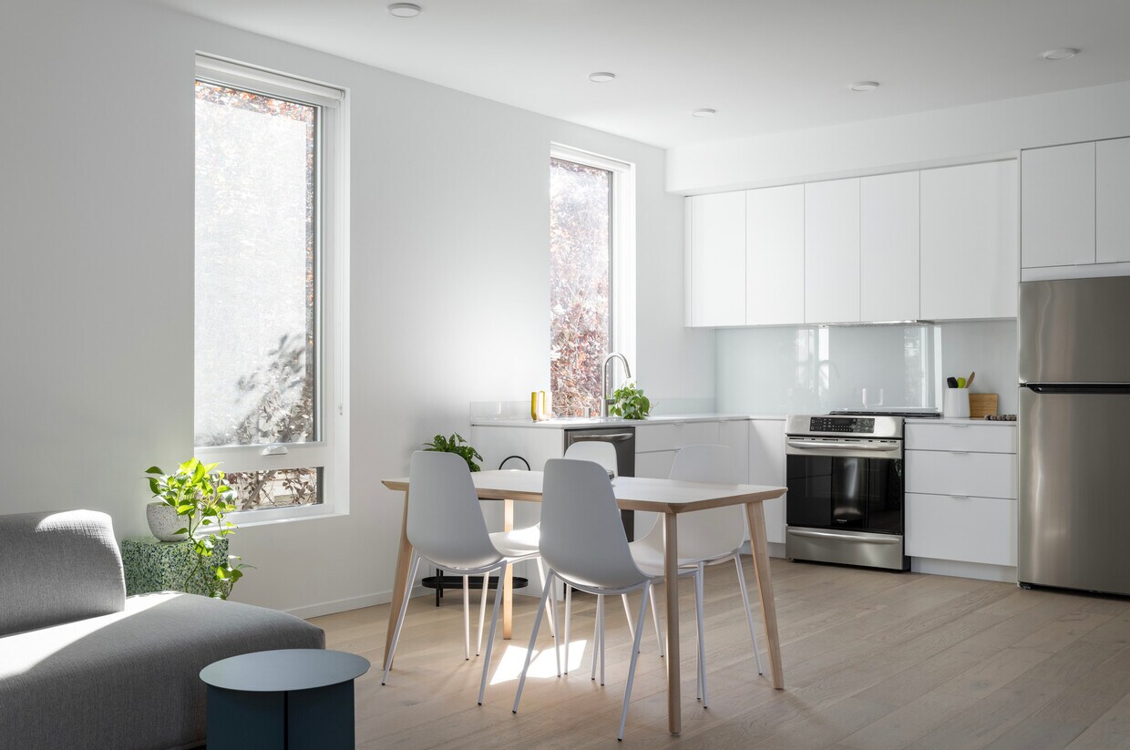 Primary Photo - LightBAR Apartments