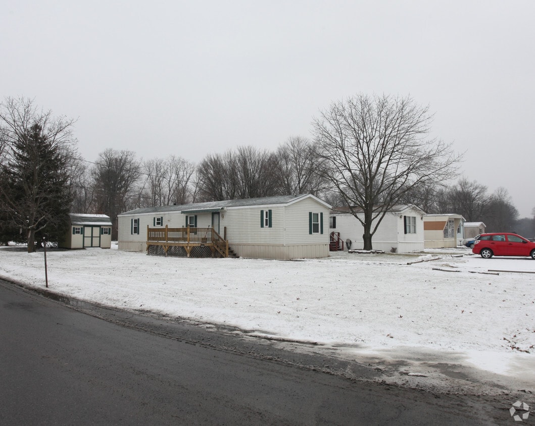 80 Katrine Ln, Lake Katrine, NY 12449 Apartments in Lake Katrine, NY