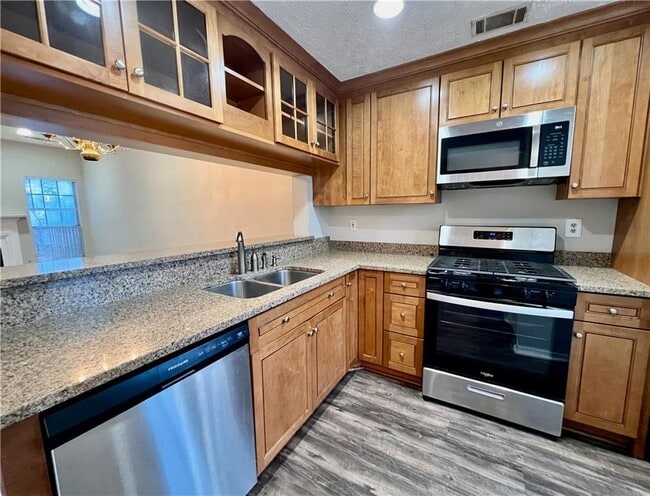 Foto del edificio - 206 Wedgewood Way