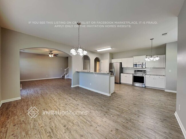 Foto del edificio - 6576 White Spruce Ave