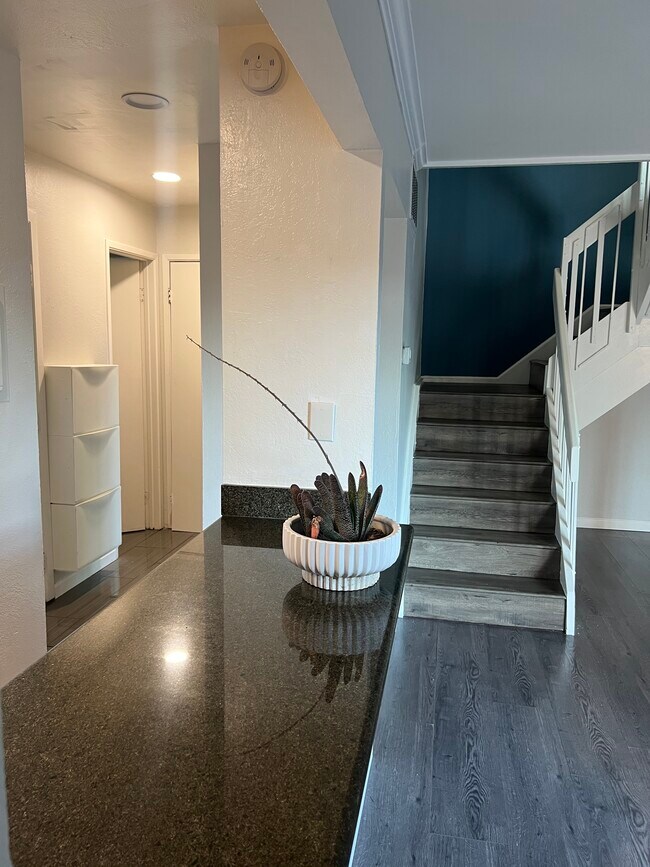 Foto del edificio - 1520 Parkwood Pl