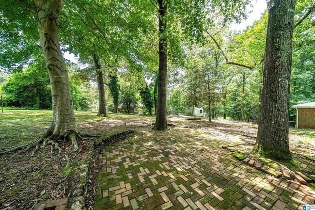 Foto del edificio - 4611 Oak Dr