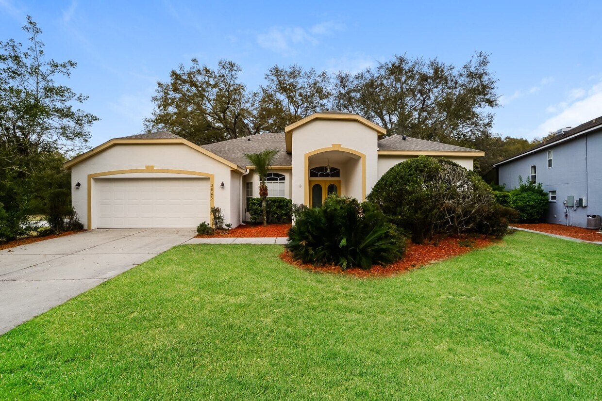Primary Photo - 3645 Tayside Ct