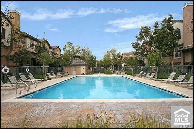 Piscina - 45 Tulare Dr