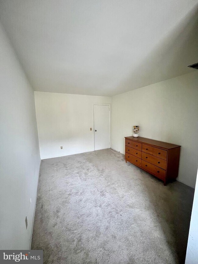 Foto del edificio - 2404 Aspen Cir