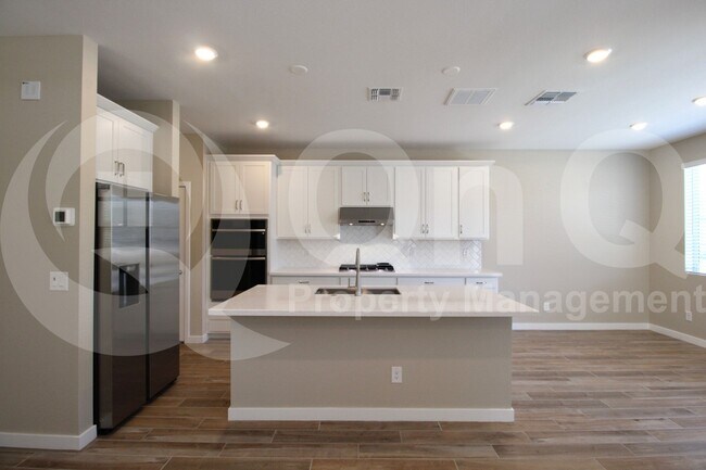 Foto del edificio - 9427 East Sebring Avenue
