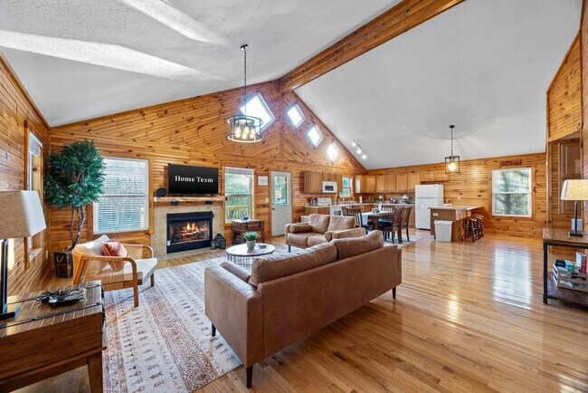 Foto del edificio - 65 Screech Owl Rd