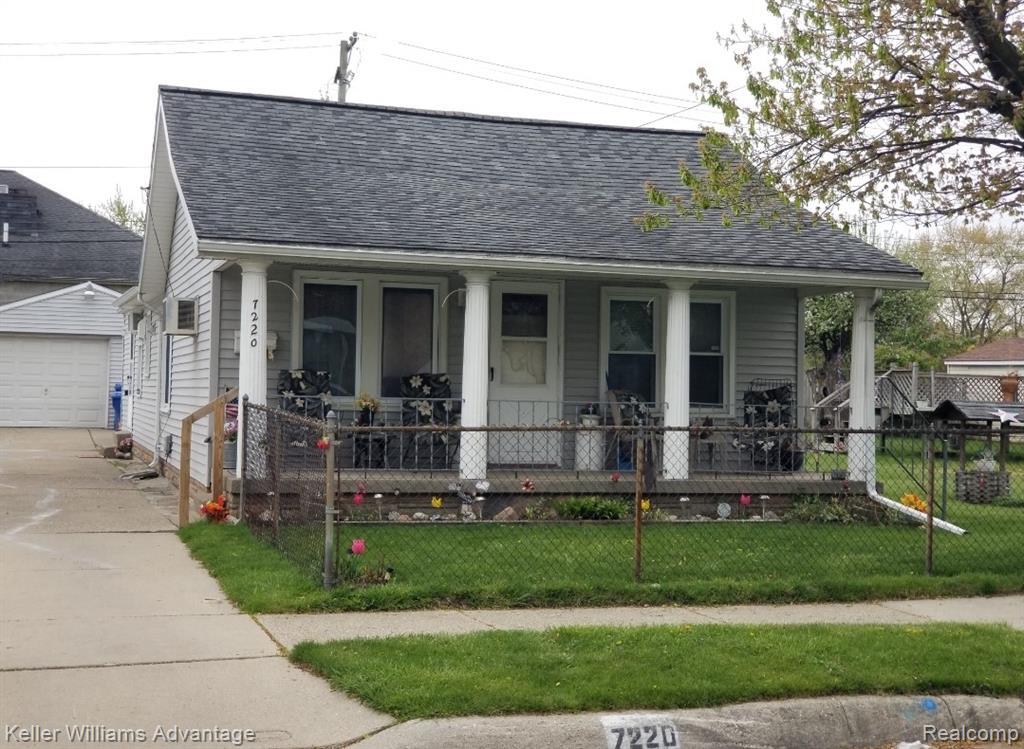 Primary Photo - 7220 Paige Ave